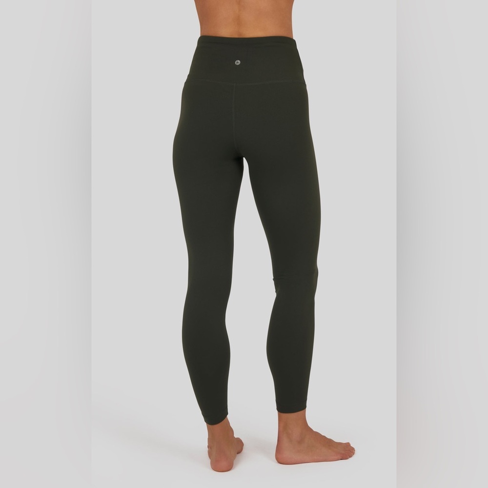 90 Degree by Reflex. Power Flex 7/8 ankle tights.